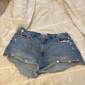 Abercrombie and Fitch curve love high rise shorts